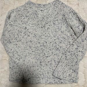 GAP White/Gray Knit Sweater with Navy Flecks